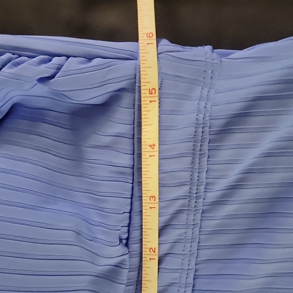 Blue Ribbed Tank Top - Picture 3 of 7
